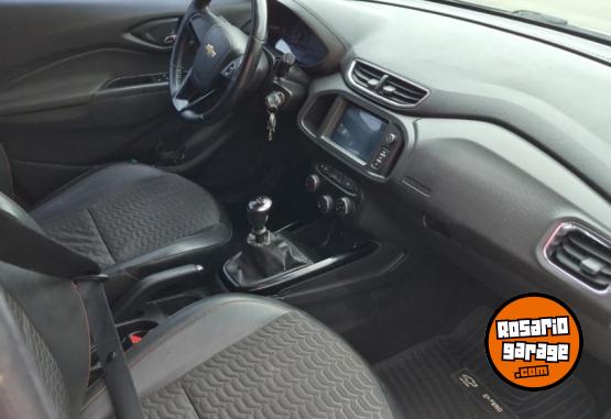 Autos - Chevrolet Onix 2017 Nafta 117000Km - En Venta