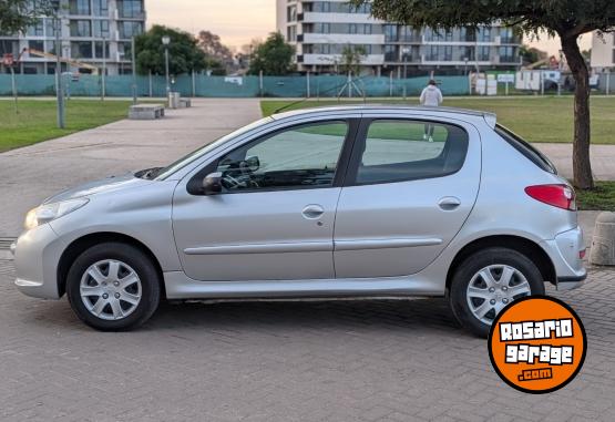 Autos - Peugeot 207 COMPACT XR 1 2013 Nafta 98000Km - En Venta