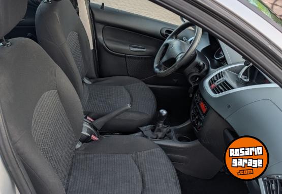 Autos - Peugeot 207 COMPACT XR 1 2013 Nafta 98000Km - En Venta