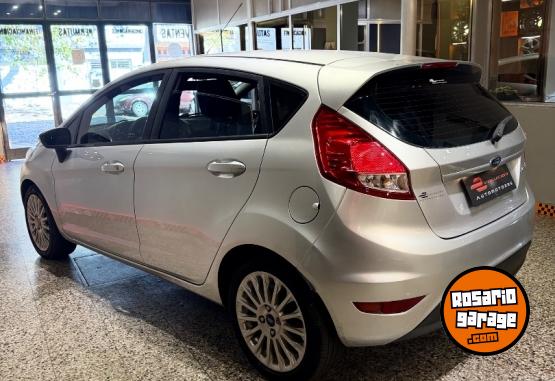 Autos - Ford Fiesta 2016 Nafta 82000Km - En Venta