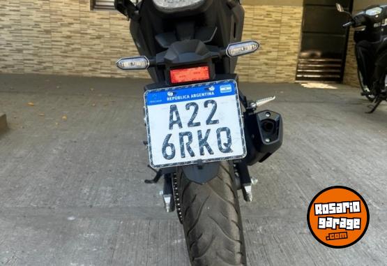 Motos - Honda Cb300 2024 Nafta 4100Km - En Venta