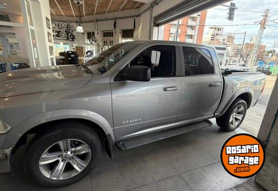 Camionetas - Dodge RAM 1500 LARAMIE V8 5.7 2021 Diesel 67000Km - En Venta
