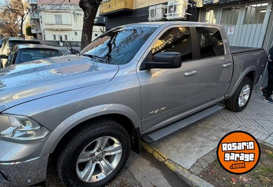 Camionetas - Dodge RAM 1500 LARAMIE V8 5.7 2021 Diesel 67000Km - En Venta