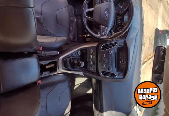 Autos - Ford Focus III SE 2.0 2016 Nafta 114000Km - En Venta