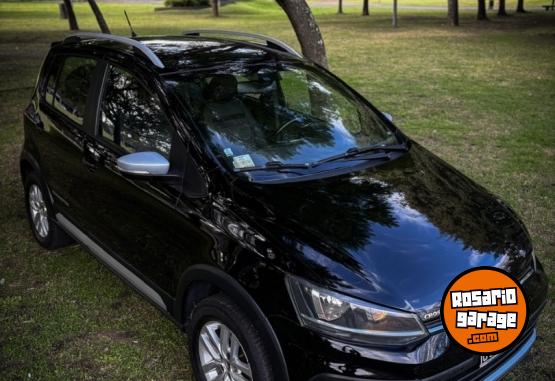 Autos - Volkswagen CROSSFOX HIGHLINE 1.6 Fox 2015 Nafta 108000Km - En Venta