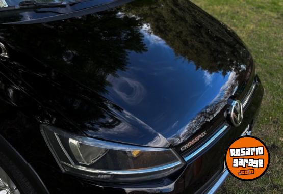 Autos - Volkswagen CROSSFOX HIGHLINE 1.6 Fox 2015 Nafta 108000Km - En Venta