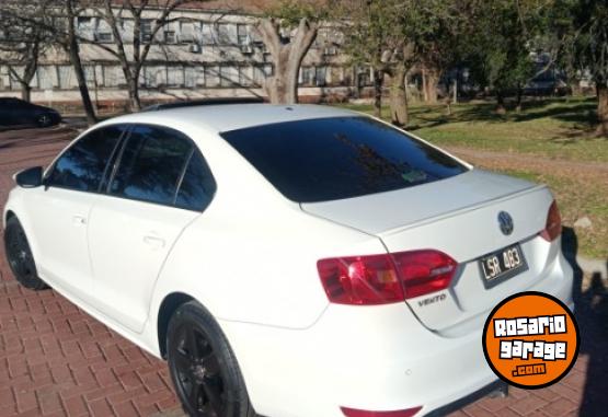 Autos - Volkswagen Vento 2012 Nafta 152000Km - En Venta