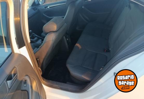 Autos - Volkswagen Vento 2012 Nafta 152000Km - En Venta