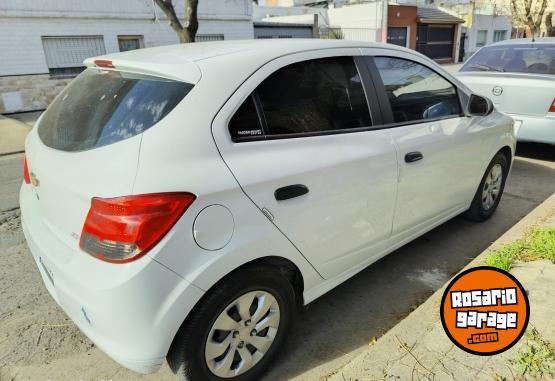 Autos - Chevrolet Ónix 2019 Nafta 43000Km - En Venta