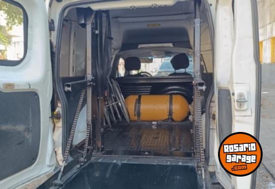 Utilitarios - Fiat Fiorino con rampa 2016 GNC 111111Km - En Venta