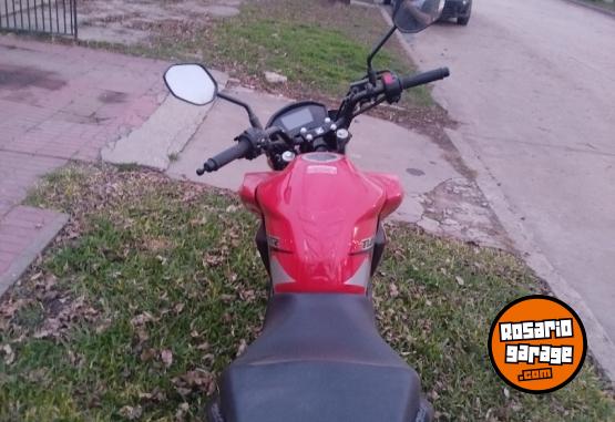 Motos - Honda Twister 2022 Nafta 2500Km - En Venta