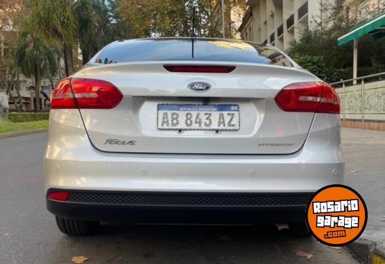 Autos - Ford FOCUS 2.0 TITANIUM 2017 Nafta 60000Km - En Venta