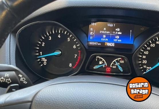 Autos - Ford FOCUS 2.0 TITANIUM 2017 Nafta 60000Km - En Venta