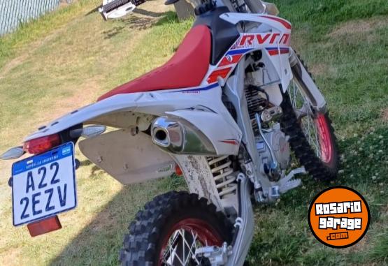 Motos - RVM CZ 250 T 2024 Nafta 1500Km - En Venta