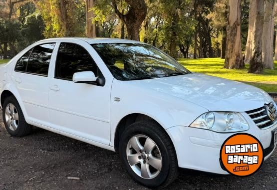 Autos - Volkswagen BORA 2011 Nafta 134600Km - En Venta