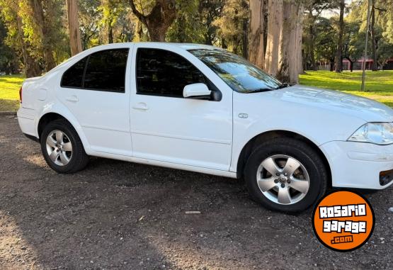 Autos - Volkswagen BORA 2011 Nafta 134600Km - En Venta