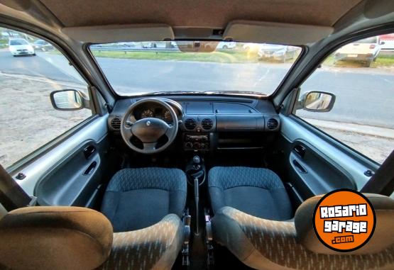 Utilitarios - Renault KANGOO 2015 Nafta 150000Km - En Venta