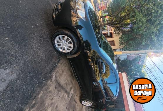 Autos - Renault Logan 2014 Nafta 132000Km - En Venta