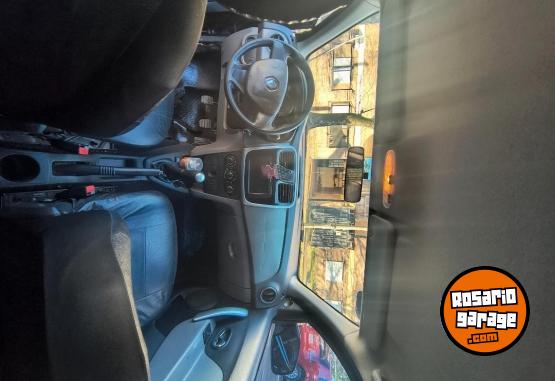Autos - Renault Logan 2014 Nafta 132000Km - En Venta