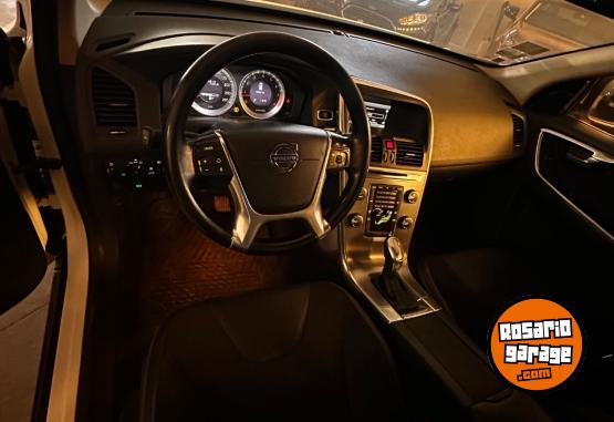 Camionetas - Volvo XC60 T5 2013 Nafta 180000Km - En Venta