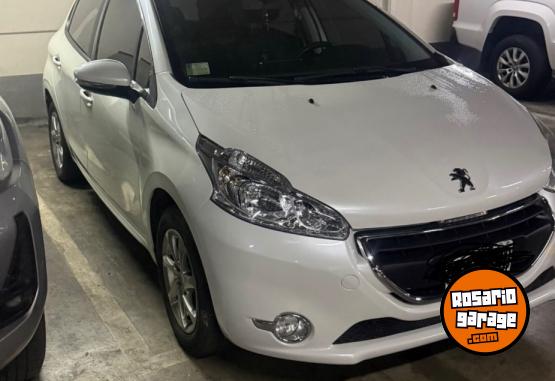Autos - Peugeot 208 allure 1.5 2015 Nafta 110000Km - En Venta