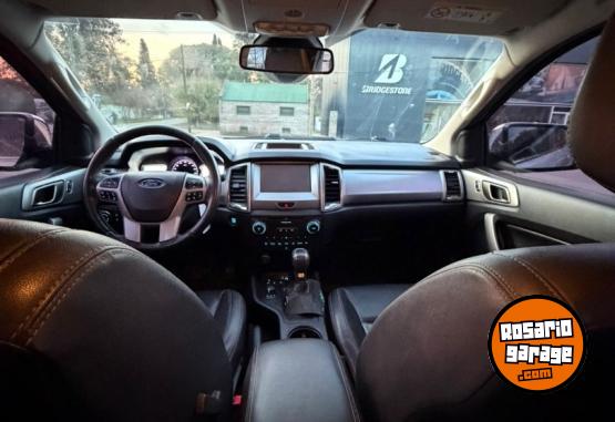 Camionetas - Ford DC 4X4 LTD AT3.2L D 2021 Diesel - En Venta