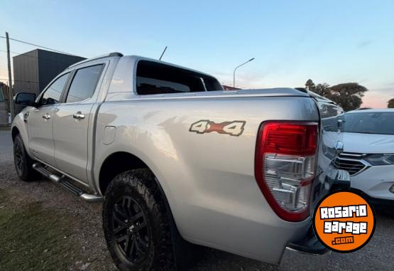 Camionetas - Ford DC 4X4 LTD AT3.2L D 2021 Diesel - En Venta
