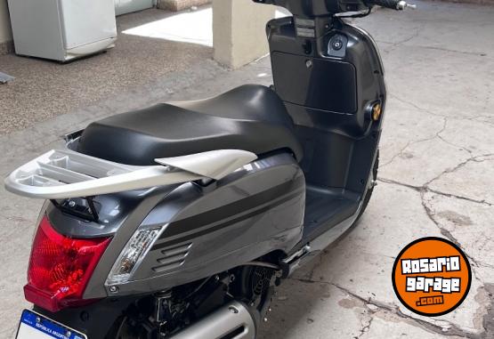Motos - Kymco Like 125 2024 Nafta 2300Km - En Venta