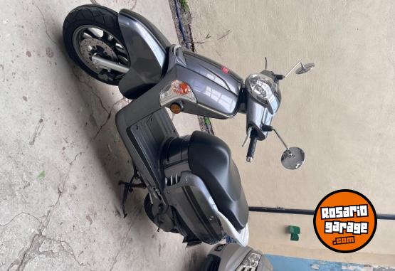 Motos - Kymco Like 125 2024 Nafta 2300Km - En Venta