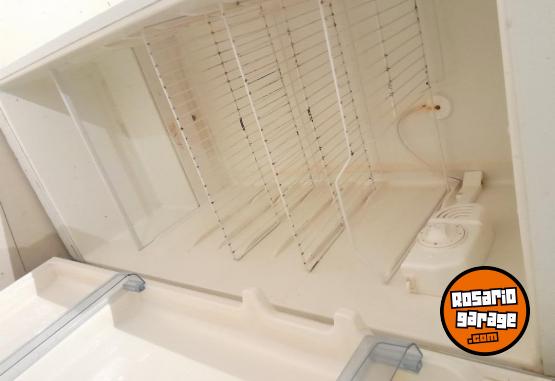Hogar - Heladera con freezer - En Venta