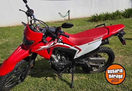 Motos - Honda XR 300 TORNADO 2025 Nafta 840Km - En Venta