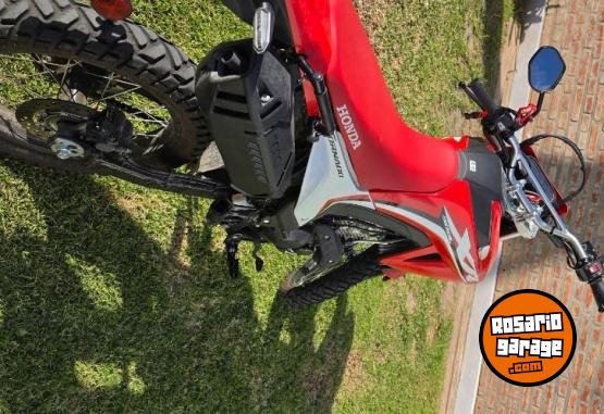 Motos - Honda XR 300 TORNADO 2025 Nafta 840Km - En Venta