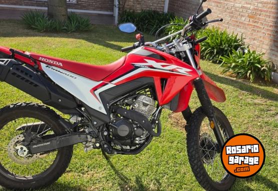 Motos - Honda XR 300 TORNADO 2025 Nafta 840Km - En Venta
