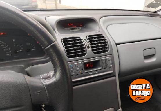 Autos - Renault LAGUNA 2.0 2001 Nafta 71000Km - En Venta