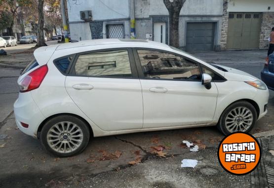 Autos - Ford FIESTA 1.6 SE PLUS 2014 Nafta 129000Km - En Venta