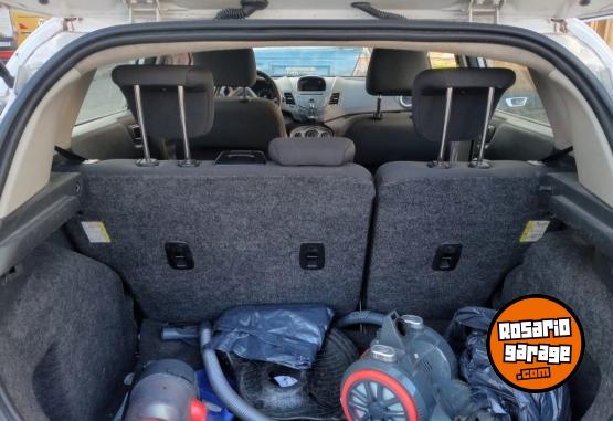 Autos - Ford FIESTA 1.6 SE PLUS 2014 Nafta 129000Km - En Venta