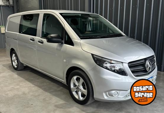 Camionetas - Mercedes Benz VITO MIXTO PLUS 2022 Diesel 107636Km - En Venta