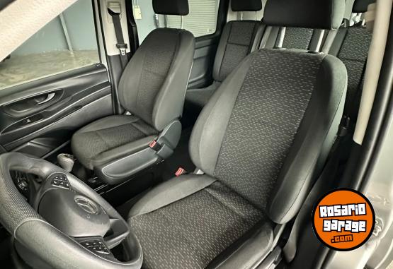 Camionetas - Mercedes Benz VITO MIXTO PLUS 2022 Diesel 107636Km - En Venta