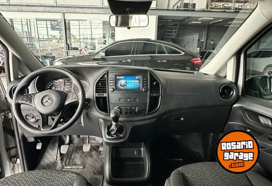 Camionetas - Mercedes Benz VITO MIXTO PLUS 2022 Diesel 107636Km - En Venta