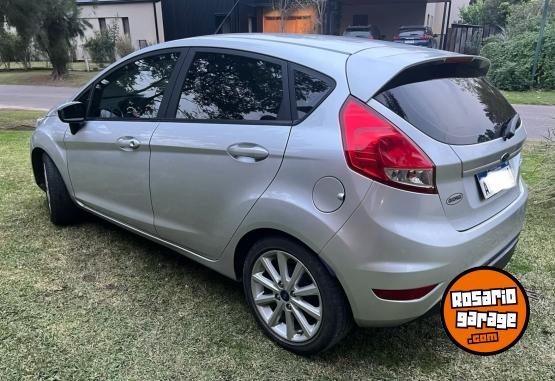 Autos - Ford Fiesta Kinetic SE 2018 Nafta 84000Km - En Venta