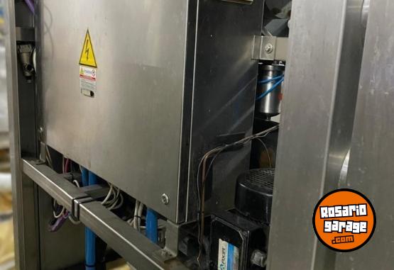 Otros - FABRICADORA DE HELADO - En Venta