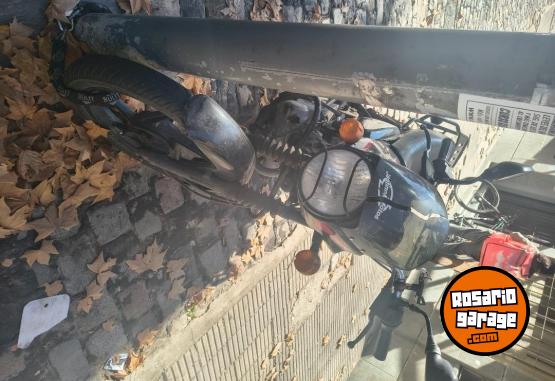 Motos - Bajaj Boxer 150 2025 Nafta 36400Km - En Venta
