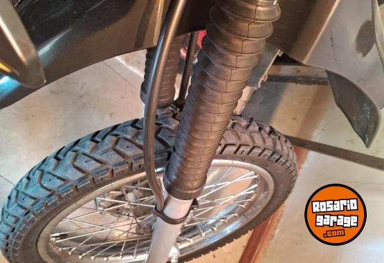 Motos - Honda XR 2024 Nafta 10900Km - En Venta