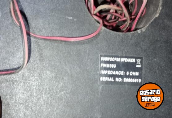 Accesorios para Autos - Parlante woffer - En Venta