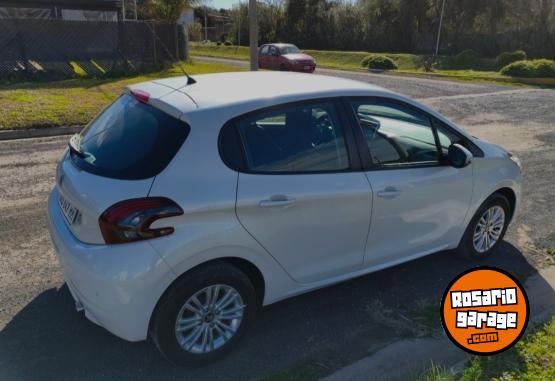 Autos - Peugeot 208 1.6 allure tiptronic 2019 Nafta 64300Km - En Venta