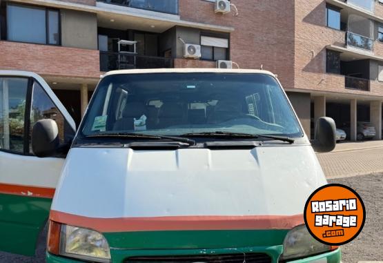 Utilitarios - Ford Ford transit 2.5 Diesel 1 1998 Diesel 248200Km - En Venta