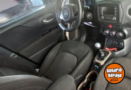 Camionetas - Chrysler Jeep Renegade 1.8 Sport 2019 Nafta 82000Km - En Venta