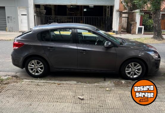 Autos - Chevrolet Cruz Lt 2014 Nafta 174000Km - En Venta