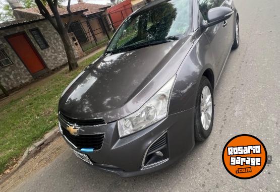 Autos - Chevrolet Cruz Lt 2014 Nafta 174000Km - En Venta