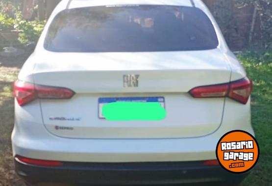 Autos - Fiat Cronos drive 1.3 MT 2019 Nafta 198000Km - En Venta